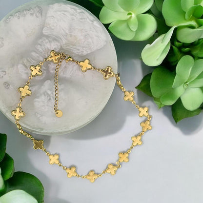 COLLAR TREBOLES DORADOS